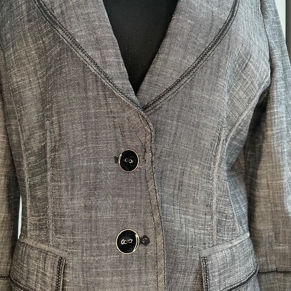 White House/Black Market Blazer Size 10 - Picture 5 of 6